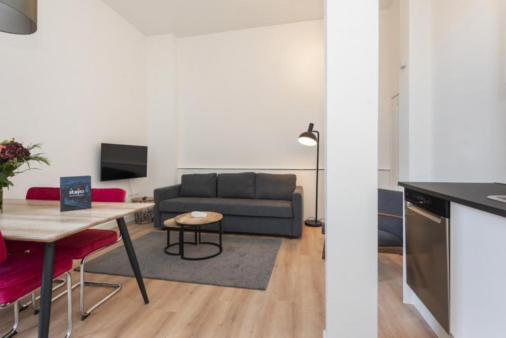 Stayci Serviced Apartments Central Station Haag Exteriör bild