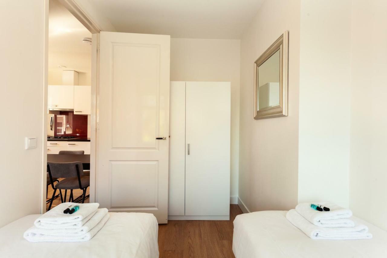 Stayci Serviced Apartments Central Station Haag Exteriör bild